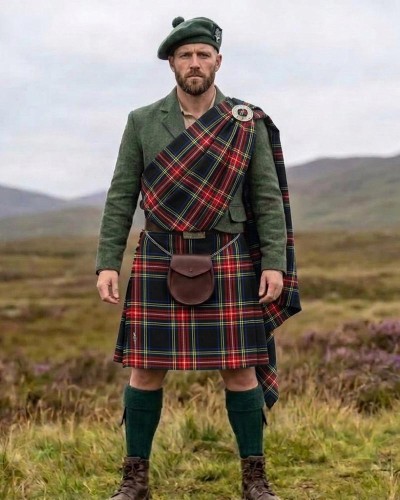 Black Stewart Tartan Great Kilt – Traditional Feileadh Mor | 13oz Acrylic Wool Black Stewart Tartan Great Kilt – Traditional Feileadh Mor | 13oz Acrylic Wool