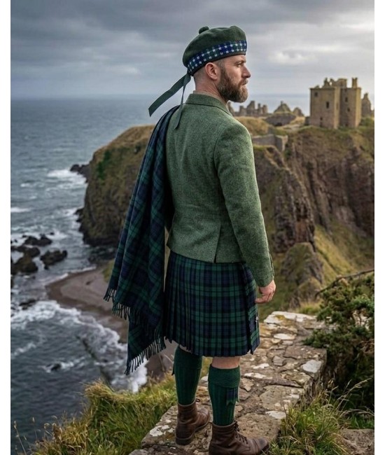 Black Watch Great Kilt – Traditional Feileadh Mor | 13oz Acrylic Wool Black Watch Great Kilt – Traditional Feileadh Mor | 13oz Acrylic Wool