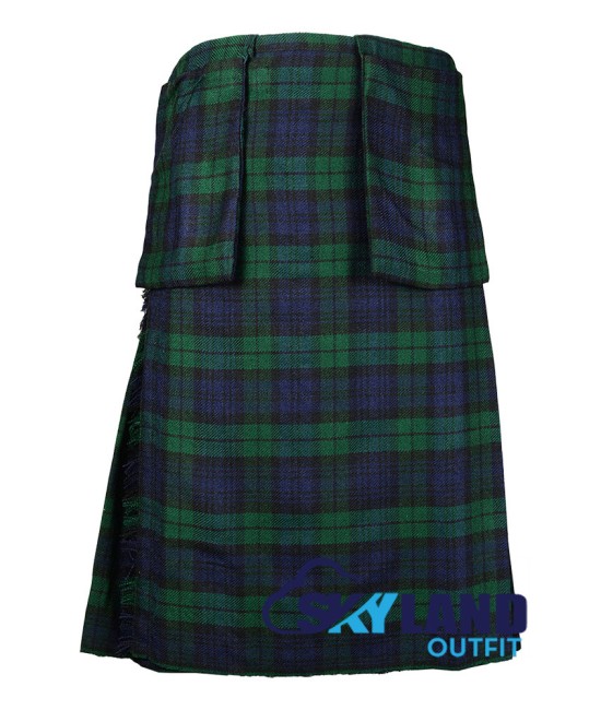Scottish 8 yard Black Watch tartan kilt with detachable pockets